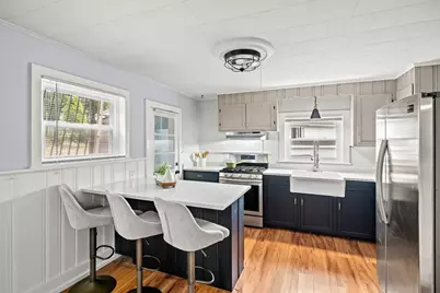 53 Sewall St, Marblehead, MA 01945 - Photo 8