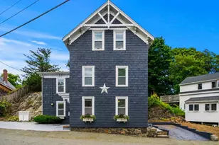 53 Sewall St, Marblehead, MA 01945 - Photo 2
