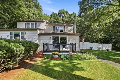 31-A Belcourt Rd, Worcester, MA 01605 - Photo 1