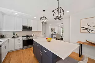 4 Clarendon Cir, Holbrook, MA 02343 - Photo 4