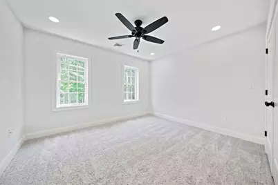 4 Clarendon Circle, Holbrook, MA 02343 - Photo 24