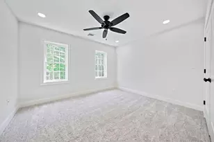 4 Clarendon Cir, Holbrook, MA 02343 - Photo 24