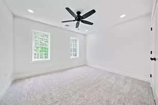 4 Clarendon Cir, Holbrook, MA 02343 - Photo 24