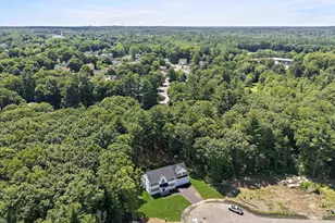 4 Clarendon Cir, Holbrook, MA 02343 - Photo 34