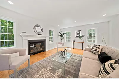 4 Clarendon Circle, Holbrook, MA 02343 - Photo 12
