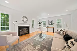 4 Clarendon Cir, Holbrook, MA 02343 - Photo 12