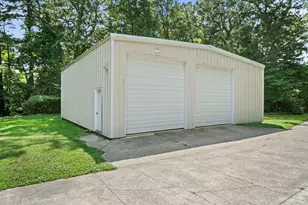 379 W Washington St, Hanson, MA 02341 - Photo 42