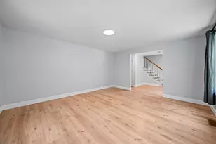 379 W Washington St, Hanson, MA 02341 - Photo 14