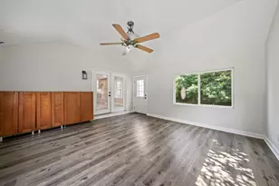 379 W Washington St, Hanson, MA 02341 - Photo 34