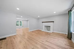 379 W Washington St, Hanson, MA 02341 - Photo 12
