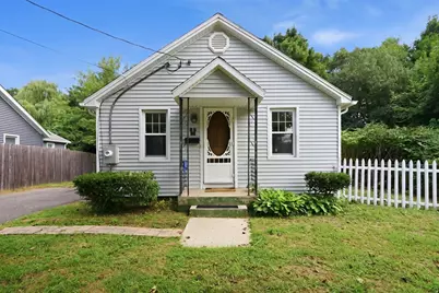 85 Silas St, Springfield, MA 01109 - Photo 2
