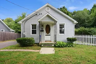 85 Silas St, Springfield, MA 01109 - Photo 2