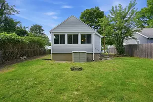 85 Silas St, Springfield, MA 01109 - Photo 8