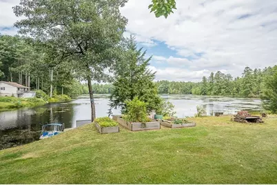 5 Abenaki St, Hubbardston, MA 01452 - Photo 16