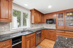 351 Old Farm Rd, Hanover, MA 02339 - Photo 6