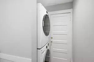 9 Hatch St, Boston, MA 02127 - Photo 18