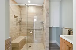 9 Hatch St, Boston, MA 02127 - Photo 12