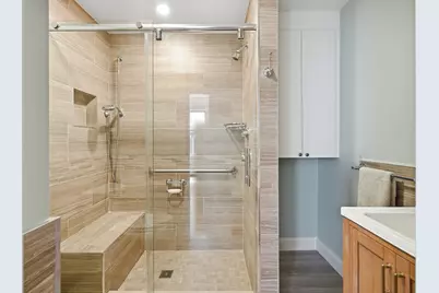 9 Hatch St #2, Boston, MA 02127 - Photo 10