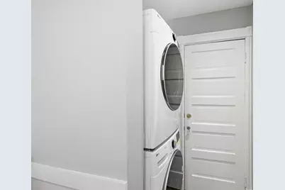 9 Hatch St #2, Boston, MA 02127 - Photo 18