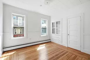 9 Hatch St, Boston, MA 02127 - Photo 4