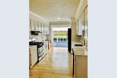 83 Walnut #1, Boston, MA 02122 - Photo 4