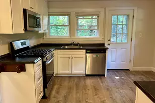 410 Silver St, Greenfield, MA 01301 - Photo 8