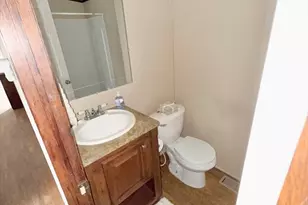 151 Hartford Tpke, Shrewsbury, MA 01545 - Photo 16