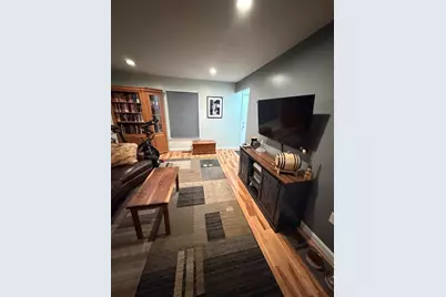 32 Roundy #1, Beverly, MA 01915 - Photo 12