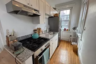 26 Myrtle St, Boston, MA 02114 - Photo 4