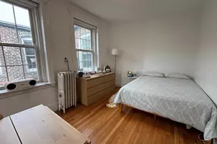 26 Myrtle St, Boston, MA 02114 - Photo 2