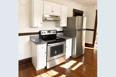 10-12 Dewey Ct, Northampton, MA 01060 - Photo 6