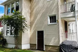 10-12 Dewey Ct, Northampton, MA 01060 - Photo 22