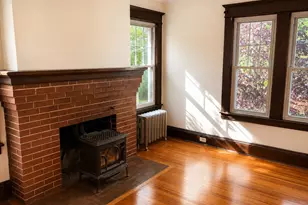 10-12 Dewey Ct, Northampton, MA 01060 - Photo 4