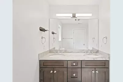 8 Leyden Ave #8, Medford, MA 02155 - Photo 24