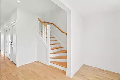 8 Leyden Ave #8, Medford, MA 02155 - Photo 28