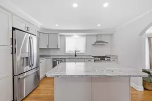35 Ludlow St, Acushnet, MA 02743 - Photo 8
