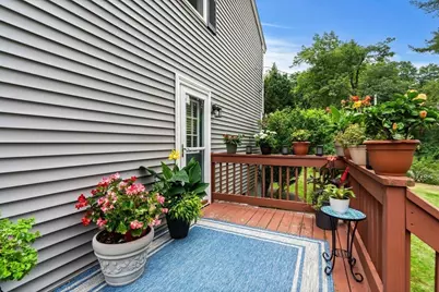 82 Keystone Ln, Billerica, MA 01821 - Photo 8