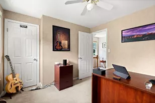 82 Keystone Ln, Billerica, MA 01821 - Photo 24