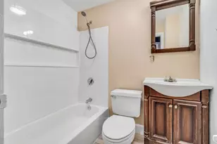 34-36 Silvia Ct, Boston, MA 02136 - Photo 6