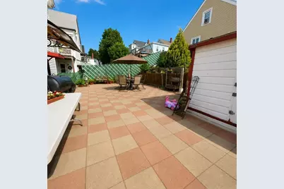 33 Hancock St, Haverhill, MA 01832 - Photo 6
