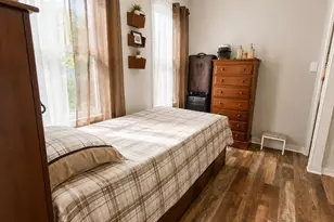 33 Hancock St, Haverhill, MA 01832 - Photo 4