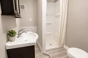 33 Hancock St, Haverhill, MA 01832 - Photo 28