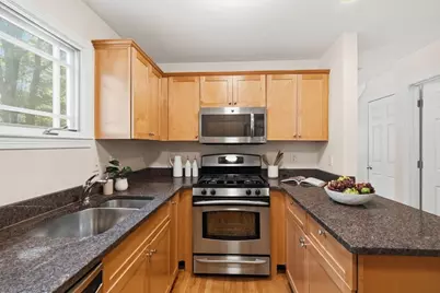 1 Russell Pl #1, Arlington, MA 02474 - Photo 10