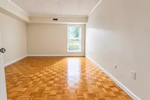44 Broadlawn Park, Brookline, MA 02467 - Photo 12