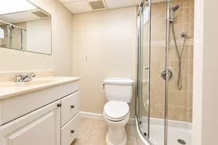 44 Broadlawn Park, Brookline, MA 02467 - Photo 4