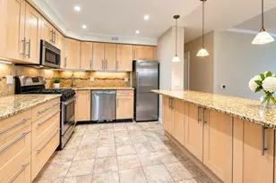 44 Broadlawn Park, Brookline, MA 02467 - Photo 6