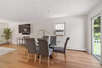 7 Locust Street, Reading, MA 01867 - Photo 10