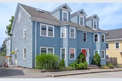 21 Mall St #2, Salem, MA 01970 - Photo 2