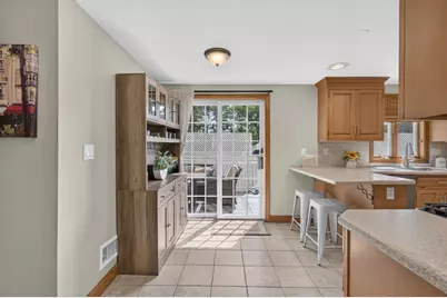 3 Wormstead St, Saugus, MA 01906 - Photo 10