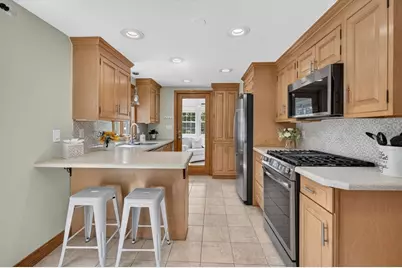 3 Wormstead St, Saugus, MA 01906 - Photo 8